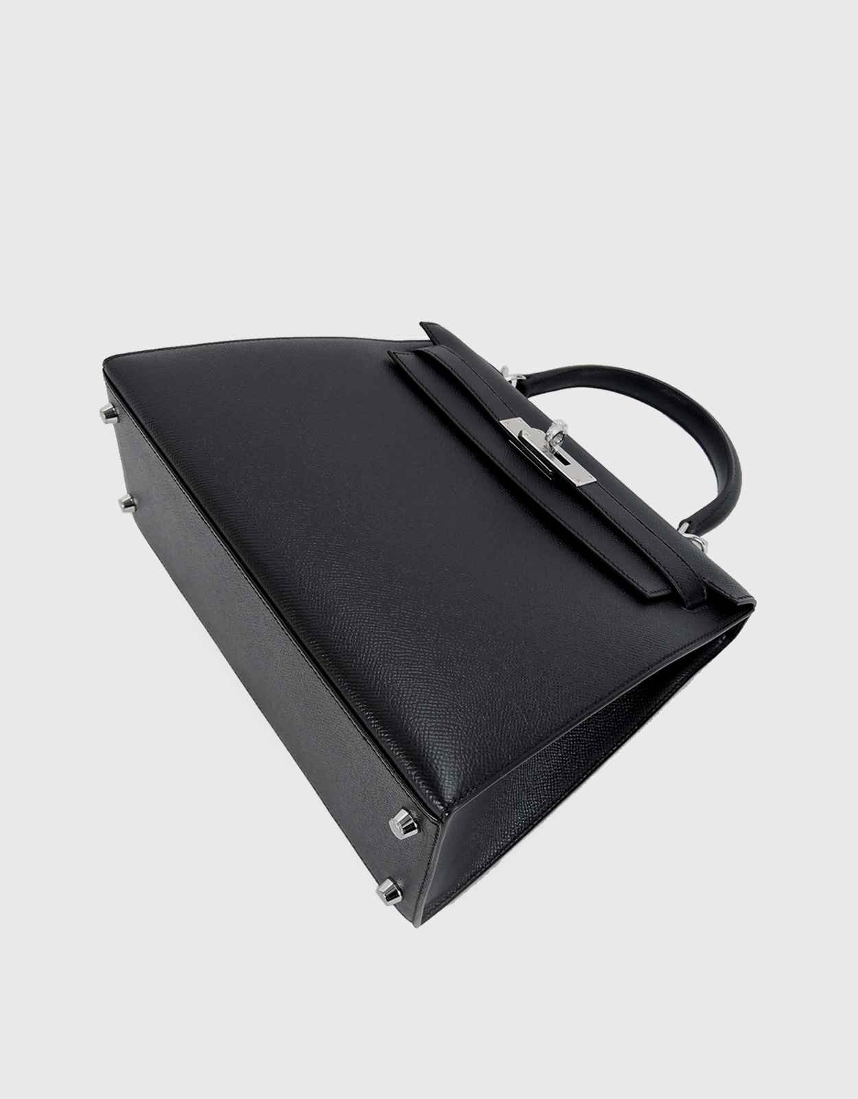 Hermès Kelly 28 cm Handbag in Biscuit Epsom Leather